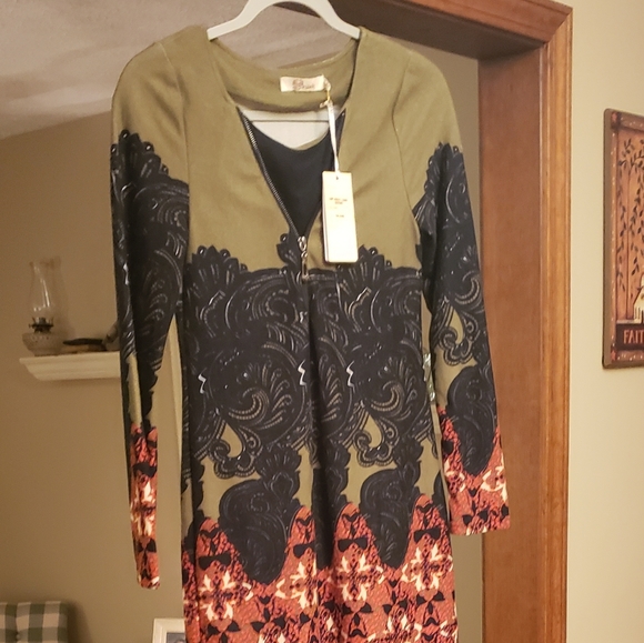 Dress/ Olive - Picture 1 of 2